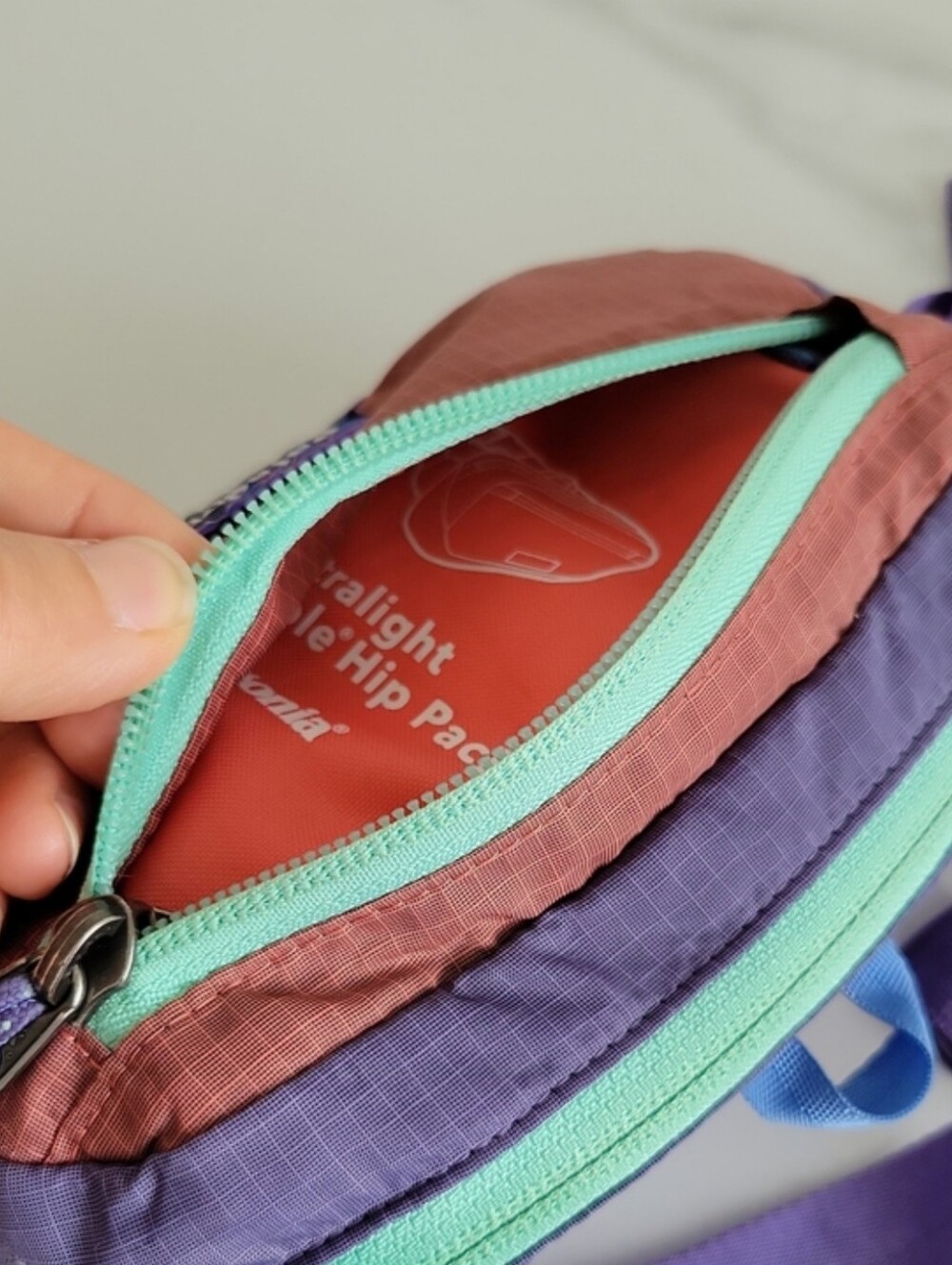 Patagonia Purple and Rust Everyday Waist Pack - Picture 10 of 16